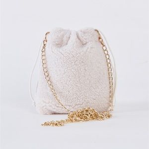 IVORY FAUX FUR CROSSBODY POUCH BAG